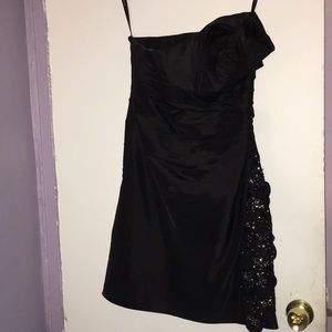 TONY BOWLS dress size 12